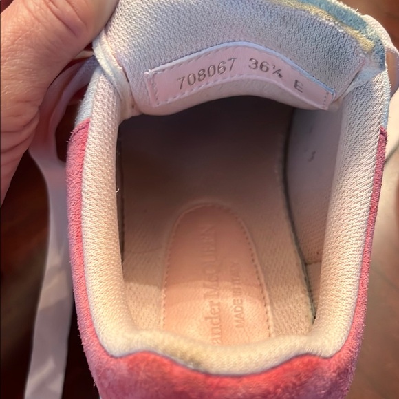 Alexander McQueen Women's Pink and Cream Sneakers - Picture 3 of 8